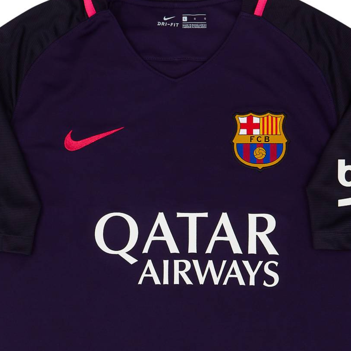 2016-17 FC Barcelona Away Kit