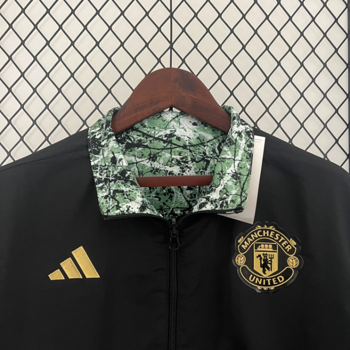 Manchester United FC Windbreaker