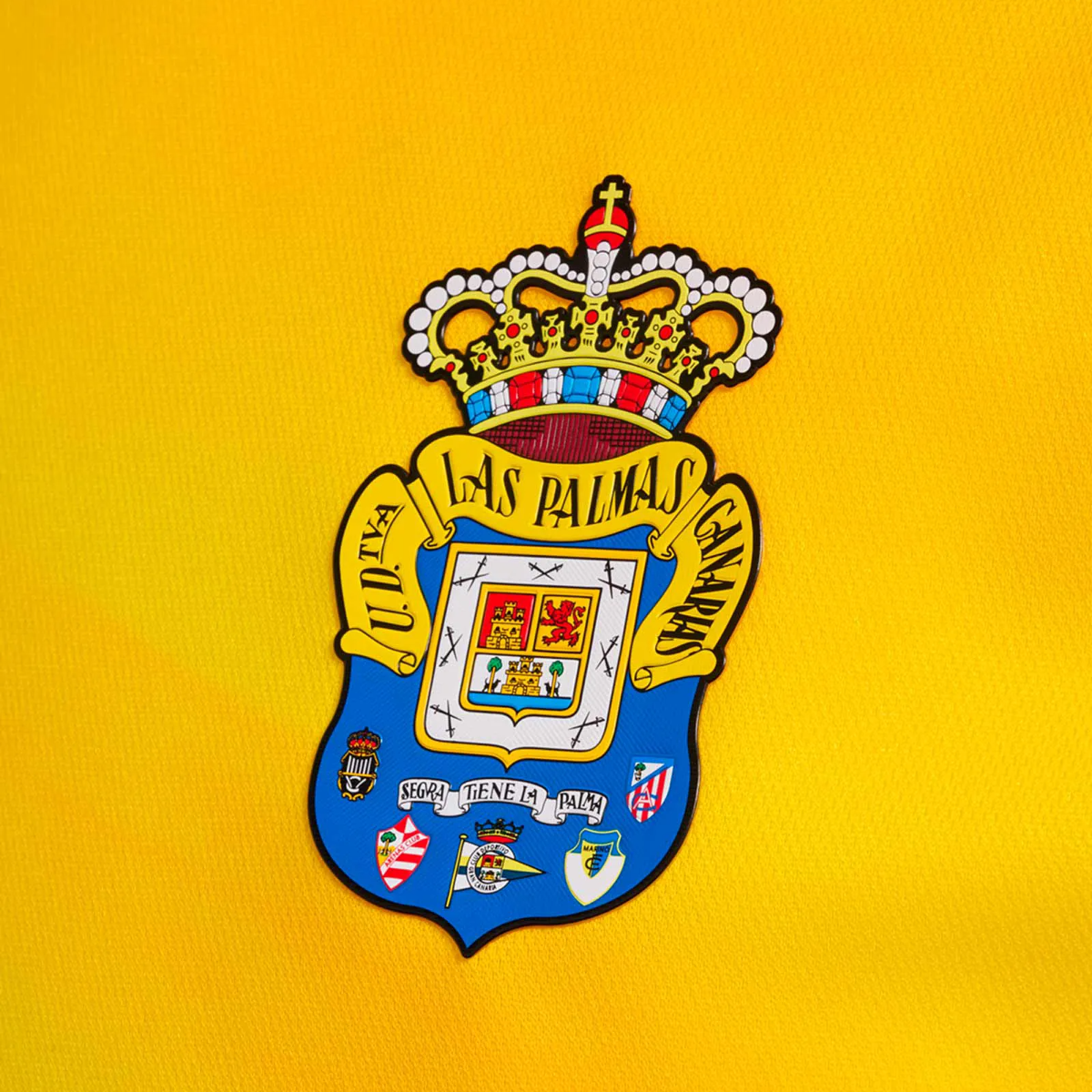 2023-24 UD Las Palmas Home Kit