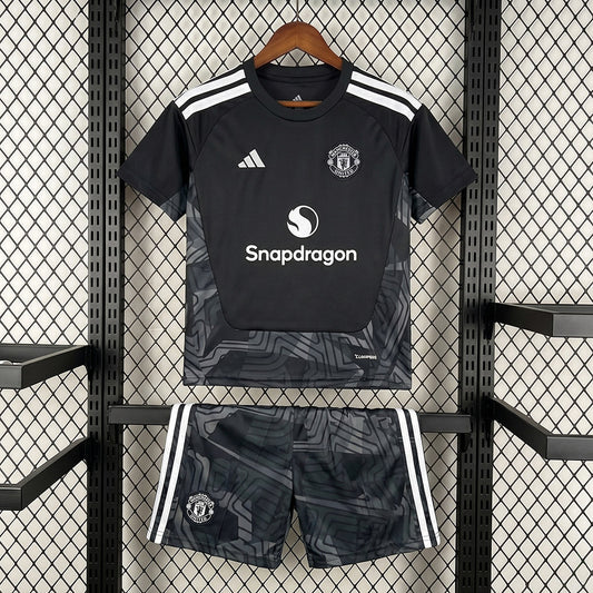 26/27 Manchester United Goalkeeper Kit Kids